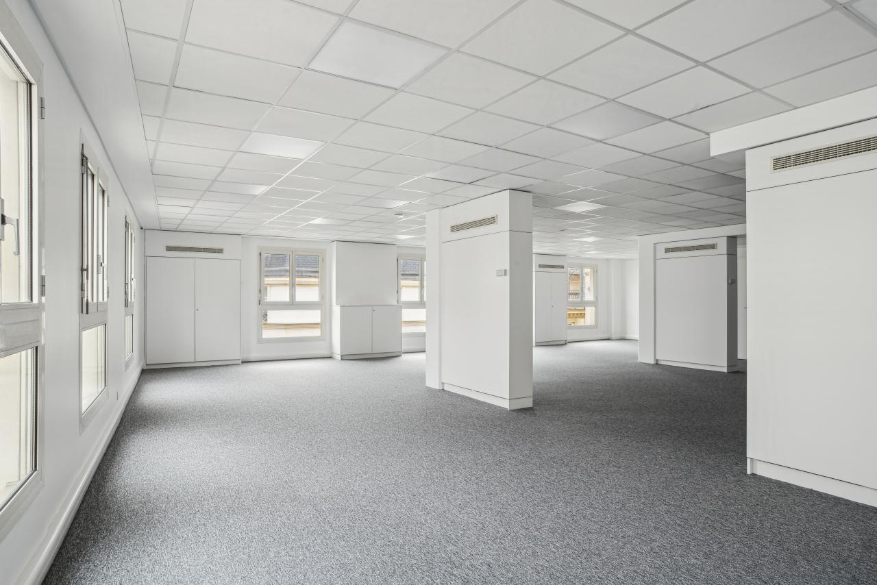 Bureau Paris 305m² Location bureau Paris OLBUR2206061 8
